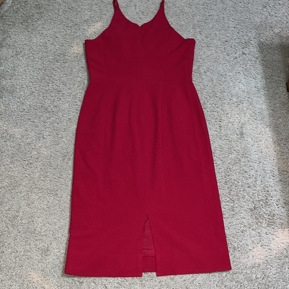 Dress The Population Lyla V-Neck Sleeveless Crepe Sheath Pencil Dress Garnet XXL - Picture 6 of 10